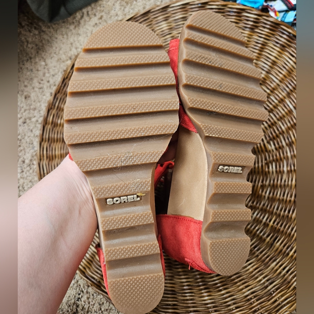 Sorel Joanie Ankle Lace Suede Wedge Sandals Red Women's Size 8.5 - Picture 8 of 8